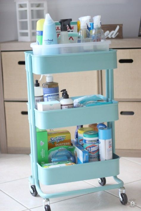 The Ikea Raskog works perfectly as a cleaning rolling cart. I filled mine with all natural ingredients and made an organized cleaning kit. #naturalcleaning #naturalhome #cleaning #neathousesweethome Cleaning Materials Storage, Rolling Cart Ikea, Cleaning Cart Organization, Cleaning Cart Ideas, Cart Organization Ideas, Rolling Cart Organization, Mom Reference, Petshop Ideas, Organizing Motivation