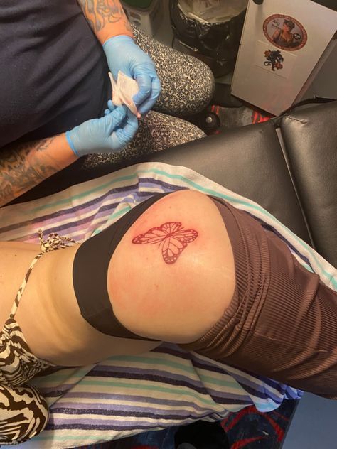 Butterfly Tattoo On Buttcheek, Baddie Butterfly Tattoo, Butterfly Buttcheek Tattoo, Black And Red Butterfly Tattoo, Butterfly Tattoo On Side, Butterfly Hip Tattoo, Sis Tattoo, Red Butterfly Tattoo, Side Stomach Tattoos