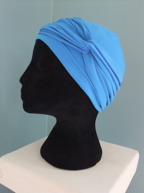 Diy Head Scarf, Chemo Caps Pattern, Sewing Gadgets, Chemo Head Scarf, Chemo Scarves, Chemo Turbans, Sewing Hats, Hat Patterns Free, Chemo Headwear