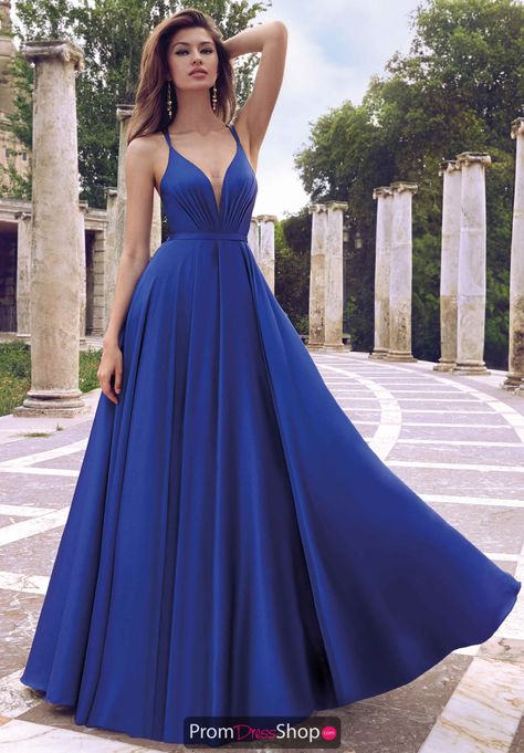 Flowy Homecoming Dresses, Prom Dress Flowy, Dresses With Straps, Designer Prom Dress, Alyce Paris Prom Dresses, Prom Dress Trends, Evening Style, 2020 Prom Dresses, Long Formal Gowns