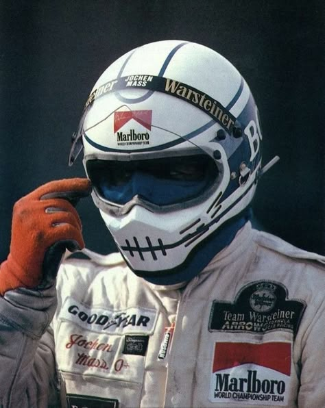 White Ferrari, Retro Kunst, Dirty Air, Racing Suit, Koenigsegg, Racing Driver, Vintage Racing, World Championship, Formula One