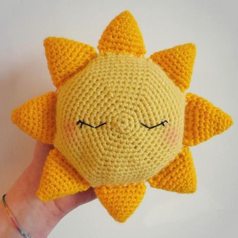 Amigurumi Sun Crochet Free Pattern - Amigurumi Crochet Sun Amigurumi Free Pattern, Crochet Sun Plush, Crochet Sun Amigurumi, Crochet Sun Pattern, Sun Crochet Pattern Free, Sun Amigurumi, Sun Crochet, Baby Ray, Crochet Sun