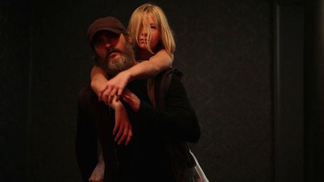 You Were Never Really Here movie 2018 Connie Britton, Men Quotes Funny, Good Movies On Netflix, Just Like Heaven, Maggie Gyllenhaal, 2018 Movies, Flirting Moves, Luke Evans, Joaquin Phoenix