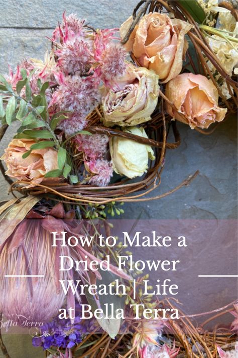 Dried Flowers Projects, Diy Dried Flower Wreath, Pink Flower Names, Dried Floral Wreaths, Dried Flower Wreath, Dried Roses, Drying Roses, Boho Halloween, Dried Flower Wreaths