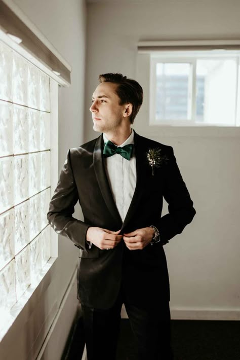 Elegant groom style with a classic black suit, evergreen boutonniere and emerald green bow tie | Image by Laurken Kendall Black Dress Shirt, Green Bow Tie, Green Tie, Black Suit, Dress Shirt, Bow Tie, Black Dress, Green, Black