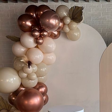 @vancouver_ballon_decor on Instagram: "Baby shower decor ✨
@niloufar_mnz 
Congrats on your baby girl🌸" Instagram Baby, Baby Shower Decor, Shower Decor, Shower Decorations, Baby Shower Decorations, Vancouver, Baby Shower, Shower, Quick Saves