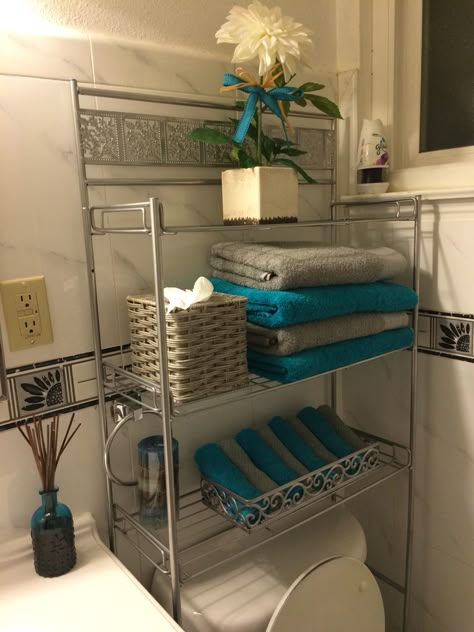 My new bathroom decor. Turquoise and gray! Turquoise Bathroom Decor Ideas, His Her Bathroom, Teal And Gold Bathroom Ideas, Bathroom Teal Decor, Small Bathroom Ideas Turquoise, Gray And Blue Bathroom Ideas Decor, Dainty Bathroom, Bathroom Decor Turquoise, Teal Bathroom Ideas Decor