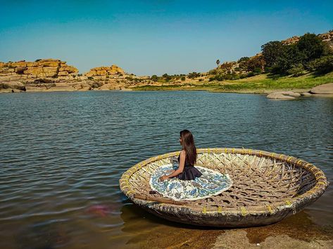 Hampi Photography Poses, Hampi Photoshoot, Hampi Photography, Traditional Shoot, Travel Pose, India Travel Guide, India Photography, Hampi, Boat Painting