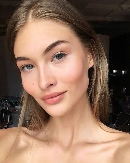 "No makeup" makeup look 🐣 Follow us on IG! No Make Up Make Up Look, Bon Ami, Makeup Tip, Grace Elizabeth, Smink Inspiration, Natural Makeup Tutorial, Beauty Make-up, Makeup Hacks, No Makeup