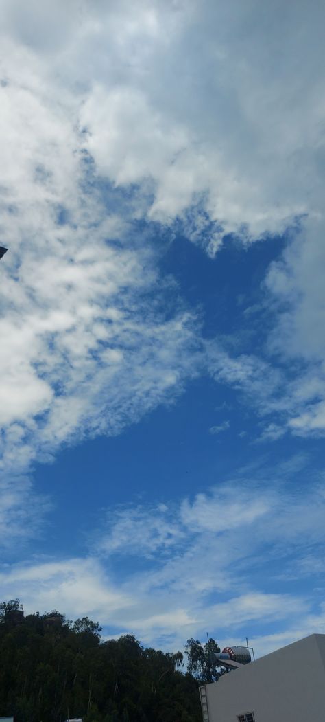 Afternoon View Sky, Afternoon Sky Aesthetic, Afternoon Sky, Video Mood, Pretty Views, Sky Images, Clouds Photography, Blue Sky Background, Open Sky