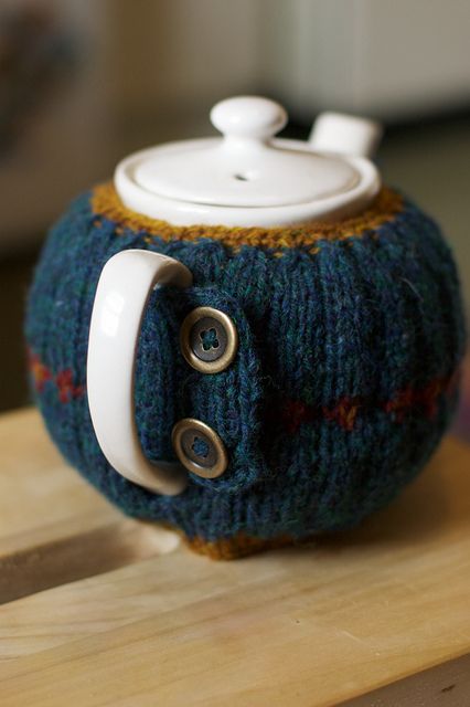 Tea Pot Cover, Tea Cosy Crochet, Knit Tea Cozy, Tea Cozy Pattern, Tea Cosy Knitting Pattern, Knitted Tea Cosies, Crochet Tea Cozy, Teapot Cover, Teapot Cozy