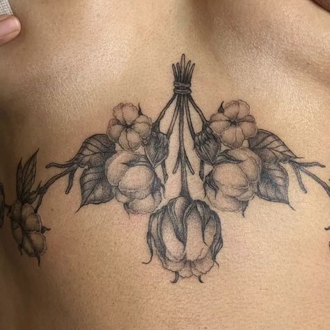 Upside Down Rose Tattoo, Heart Sternum Tattoo, Rose Sternum Tattoo, Upside Down Heart, Tattoo Themes, King Cobra, Sternum Tattoo, Small Hand Tattoos, Tattoo Art Drawings