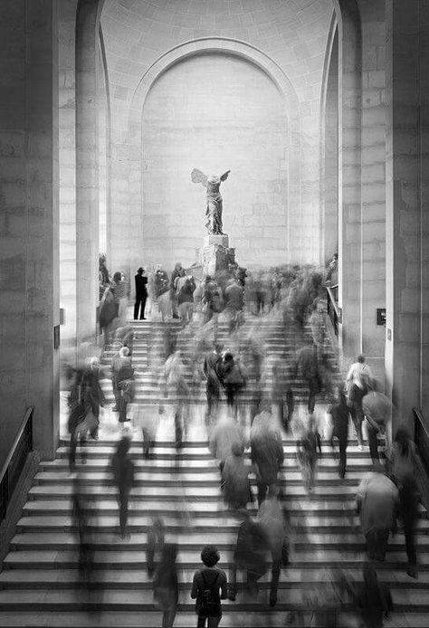 Winged Victory Of Samothrace, Winged Victory, Louvre Paris, Louvre Museum, Arte Inspo, Art Appreciation, Oui Oui, Jolie Photo, Vintage Photography