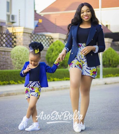 Mom Daughter Outfits, Mommy Daughter Outfits, Mother Daughter Fashion, Mother Daughter Matching Outfits, Mother Daughter Outfits, African Dresses For Kids, African Fashion Designers, African Fashion Skirts, Afrikaanse Mode