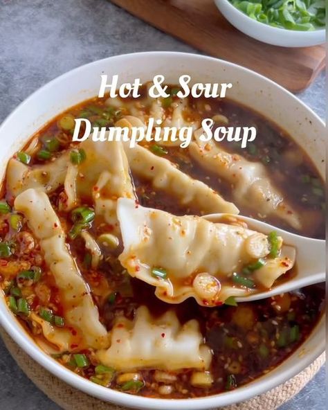 Shenaz | Food | Easy Recipes | 📍Canada on Instagram: "Soup Season ~ 1,2 , 3 which one would you pick first? . Hot & Sour Dumpling Soup ~ . You can use fresh or frozen dumplings for this soup. I have used frozen ready ones! Its easy and comes together in 10 minutes!!! You ard going to get hooked to this soup once you try it! What went in ⬇️ 10 frozen dumplings 1 tbsp chopped scallions 1 tbsp chopped white onions 1 tbsp chopped garlic 2 tsp sichuan pepper / chilli flakes 1 tsp seasoning powder ( i use #knorr ) 2 tbp hot oil Add these to a bowl. Add hot oil and mix Next add ⬇️ 1 tsp sesame seeds 1 tbsp soya sauce 1/2 tsp vinegar 1/2 tsp peper 1 cup hot stock Cooked dumplings . Lemon Coriander Noodle Soup 1 tbsp Green scallions 1 tbsp White onions 1 tbsp Chopped garlic Chinese Dumpling Soup, Food Easy Recipes, Food Comfort, Dumpling Soup, Frozen Dumplings, Comfort Soup Recipes, Wonton Recipes, Food Soup, Hot And Sour Soup