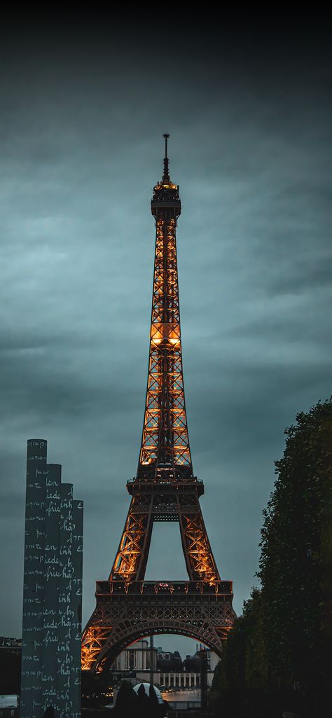 Tour Eiffel | Depth Effect - Wallpapers Central Depth Wallpaper Iphone, Depth Effect, Phone Wallpaper Images, Best Iphone, Beautiful Places To Visit, Android Wallpaper, Wallpaper Iphone, Aesthetic Wallpapers, Phone Wallpaper