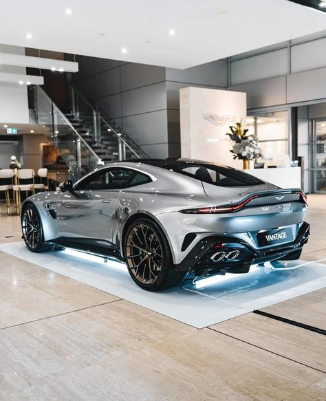 New Aston Martin, Aston Martin Db11, Aston Martin Cars, Aston Martin Vanquish, Aston Martin Vantage, Lux Cars, Classy Cars, Fancy Cars, Super Luxury Cars