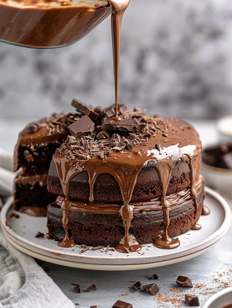 🍫 Fudgy Brownie Cake 🍫   Ingredients 👌  Brownie Cake: 1 1/2 cups (330g) unsalted butter 🧈 4 oz semisweet chocolate, chopped 🍫 1 1/2 cups (300g) granulated sugar 🍬 1 cup (200g) light brown sugar, packed 🍬 7 large eggs, room temp 🥚 1 tsp vanilla extract 🌼 1 cup (128g) all-purpose flour 🌾 1 cup (100g) unsweetened cocoa powder 🍫 1 tsp salt 🧂 Chocolate Frosting: 1 cup (220g) unsalted butter, room temp 🧈 4 oz full-fat cream cheese, room temp 🧀 1/2 cup (50g) unsweetened cocoa powder 🍫 Chocolate Desserts Aesthetic, Desserts Aesthetic, Japanese Dessert Recipes, Dessert Cups Recipes, Food Captions, Fudgy Brownie, Chocolate Dreams, Chocolate Lava Cake, Mousse Recipes