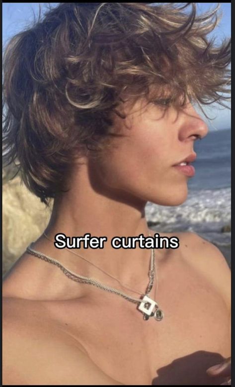 Surfer Curtains Hair, Curtains Hair, Curtain Haircut, Surfer Hair, Men Haircut Curly Hair, Wavy Hair Men, Haircut Inspiration, Mens Haircuts Short