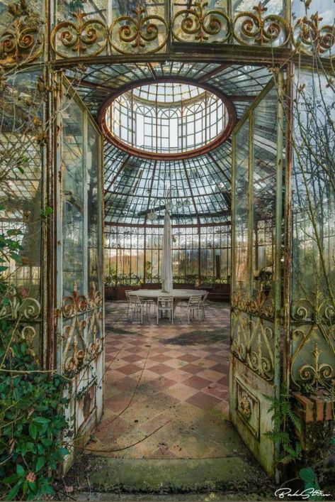 Old Greenhouse, Victorian Greenhouse, Victorian Greenhouses, Victorian Garden, European Antiques, Greenhouses, Architecture Fashion, Tea House, Glass House