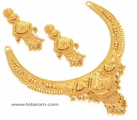 Bengali Gold Jewellery, Gold Neckles, Indian Gold Necklace Designs, Indian Gold Jewelry, 22k Gold Necklace, Gold Jewels Design, Gold Bridal Necklace, 22k Gold Jewelry, Beautiful Gold Necklaces