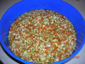 Freezer Coleslaw Recipe, Freezer Slaw Recipe, Freezer Slaw, Kfc Recipe, Food Prep Storage, Comfort Food Southern, Slaw Recipes, Coleslaw Recipe, Canning Recipes