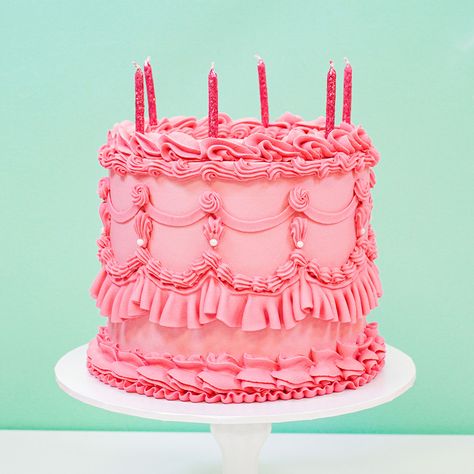 Ruffle Piping Tips, Ruffles Cake, Lambeth Cake, Old Cake, Beautiful Cake Designs, Vintage Pipes, Pink Birthday Cakes, Icing Tips, Ruffle Cake