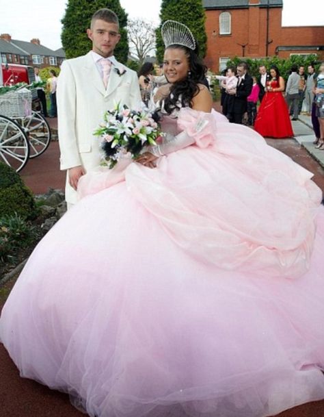 NEVER think your look is “too big” or “too much.” Ugly Wedding Dress, How To Dress For A Wedding, Kate Middleton Dress, Wedding Dressses, Big Dresses, Horse Drawn, Bride Wear, White Wedding Dresses, Quinceanera