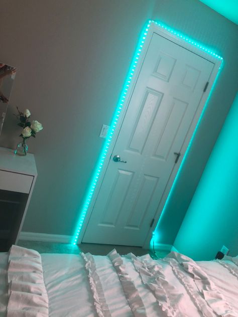 Led Lights Bottom Of Room, Led Lights Around Door Frame, Double Bed Led Lights, Ideas Con Luces Led, Led Lights Bedroom Wall Lights, Wall Shelves Living Room, Chic Farmhouse Decor, Teal Rooms, Led Lighting Bedroom