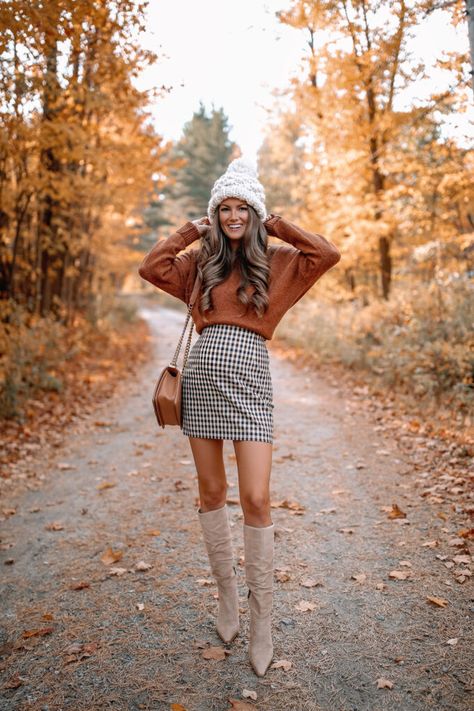 Every fall/winter wardrobe needs a great pair of tall boots and these are my go to pair! Prego Outfits, Fall Maternity Outfits, Casual Maternity Outfits, Winter Maternity Outfits, Trendy Maternity Outfits, Cute Thanksgiving Outfits, Cute Maternity Outfits, Winter Maternity, Stylish Maternity Outfits