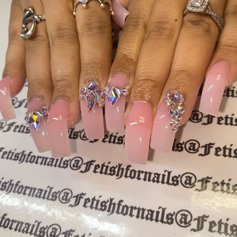 Square Curved Acrylic Nails, Wide Acrylic Nails, Wide Square Acrylic Nails, 90s Curved Nails Medium, Curve Nail Designs, Curl Nails, Curved Nails Acrylic, Long Curved Acrylic Nails, Long Curved Nails