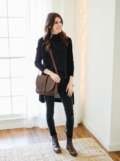 winter 10×10: outfit 6 Brown Booties Outfit, Brown Ankle Boots Outfit, Dark Brown Ankle Boots, Brown Boots Outfit, Boots Outfit Ankle, Booties Outfit, Jeans Outfit Casual, Boating Outfit, Winter Jeans