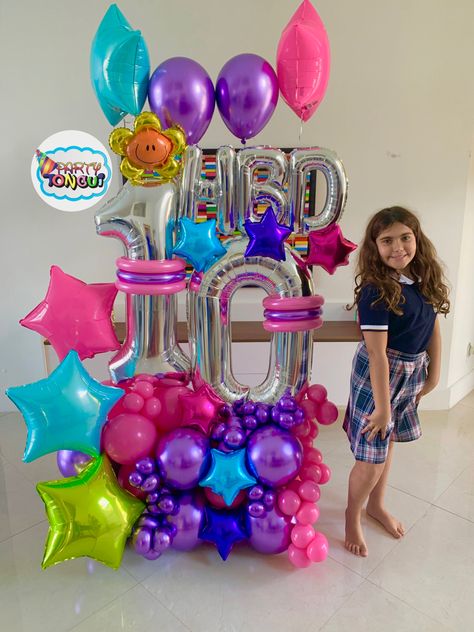 10 Balloon Bouquet, Outdoor Balloon Decor, Balloons Bouquet, Birthday Balloon Bouquet, Party Balloons Diy, Balloon Bouquet Diy, Balloon Delivery, Diy Balloon Decorations, Balloon Arrangements