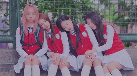 Loona Banner Gif, Loona Banner, Loona Gif, Gifs Icons, Banner Gifs, Loona Kpop, Mystic Girls, Profile Ideas, Kpop Gif