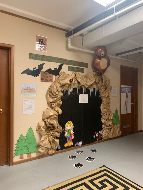 Cave Bulletin Board, Cave Classroom, Vbs Superhero Theme, Reading Decor, Superhero Vbs, Halloween Classroom Door, Camping Theme Classroom, Library Bulletin Boards, Summer Decorations