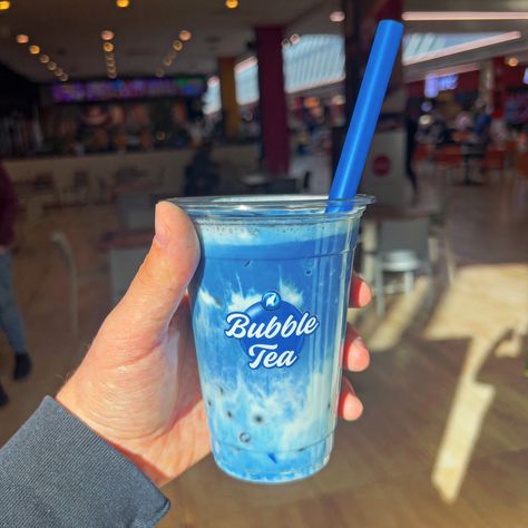 #bubbletearecipe #bobatea #milktea #boba #blueberry #coconut #butterflypea #drinks #milk #leche #milsch Boba Blueberry, Blueberry Boba, Bubble Tea Recipe, Boba Drink, Butterfly Pea, Boba Tea, Bubble Tea, Milk Tea, Fun Drinks