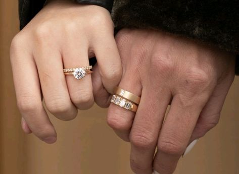 Married Rings Couples, Ring Aesthetic, Monsieur Madame, Paper Ring, My Kind Of Love, Dear Future, Ring Hand, Gold Wedding Ring, My Mouth