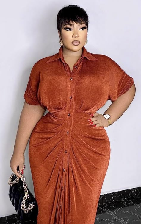 Materials Gown Style, Plus Size Chic, Classy Short Dresses, African Fabric Dress, 2piece Outfits, Chic Dress Classy, Dinner Dress Classy, Instagram Dress, Elegant Dresses Classy