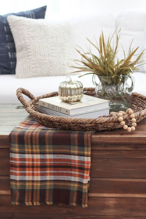 Fall coffee table vignette. Fall Decor Hack & a GIVEAWAY! - Rooms For Rent blog Fall Decor Living Room Cozy, Fall Coffee Table Decor, Coffee Table Vignettes, Home Gym Garage, Fall Coffee Table, Fall Living Room, Fall Decor Inspiration, Table Decor Living Room, Coffee Table Styling