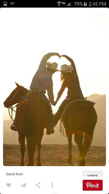 Wedding Pictures Country, Country Wedding Pictures, Country Couple Pictures, Foto Cowgirl, Country Relationships, Cute Country Couples, Photos Bff, Horse Facility, Horse Wedding