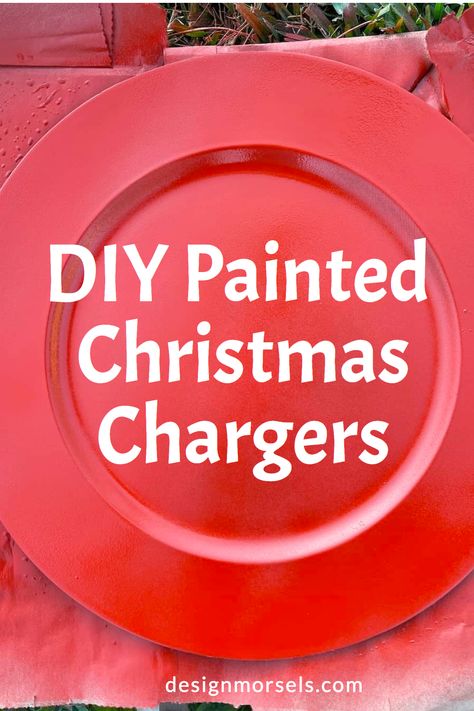 DIY Painted Christmas Chargers Diy Charger Plates, Christmas Chargers, Charger Plates Christmas, Easter Breakfast Table, Easy Holiday Decor, Charger Plate Crafts, Valentines Breakfast, Diy Chargers, Simple Holiday Decor