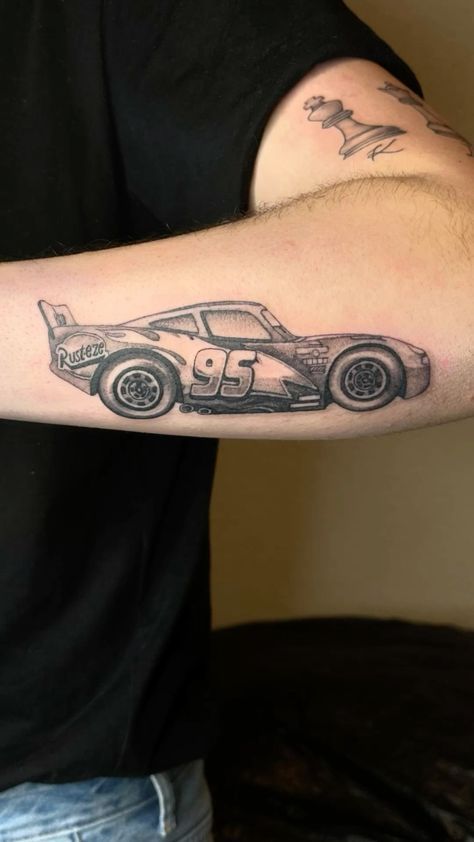 Doc Hudson Tattoo, Lightning Mcqueen Outline, Lighting Mcqueen Tattoos, Lightening Mcqueen Tattoos, Lightning Mcqueen Tattoos, Lighting Tattoo Men, Ride The Lightning Tattoo, Car Tattoo Sleeve, Car Themed Tattoos