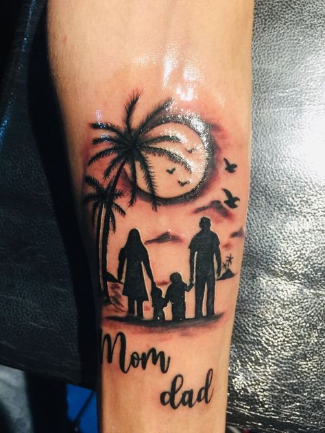 Mom Dad Tattoo, Family Tattoos For Men, Gladiator Tattoo, Dad Tattoo, Family Tattoo Designs, Family Tattoo, Cool Pictures For Wallpaper, Dad Tattoos