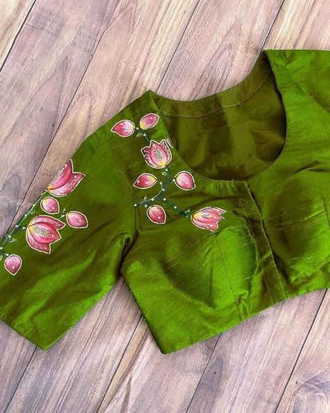 Handpainted Blouses, Blouse Painting, Readymade Blouses Online, Khatli Work, Saree Painting Designs, Rajasthani Dress, Saree Painting, All Colour, Fabric Painting On Clothes