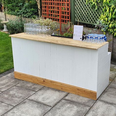 White Wooden Bar Hire, Elegant Bar Hire White Mobile Bar, Diy Indoor Bar, Portable Outdoor Bar, Portable Bars, Mobile Cocktail Bar, Venue Lighting, Mobile Bars, Bar Hire, Wooden Mobile