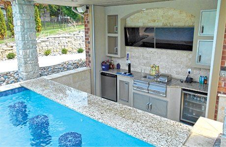 What is a Swim-Up Pool Bar?—and How to Add One to Your Backyard Pool Bar Design, Blue Haven Pools, Dream Backyard Pool, Pool House Designs, Pools Backyard Inground, Outdoor Kitchen Bars, Pool Remodel, Swim Up Bar, Backyard Pool Landscaping