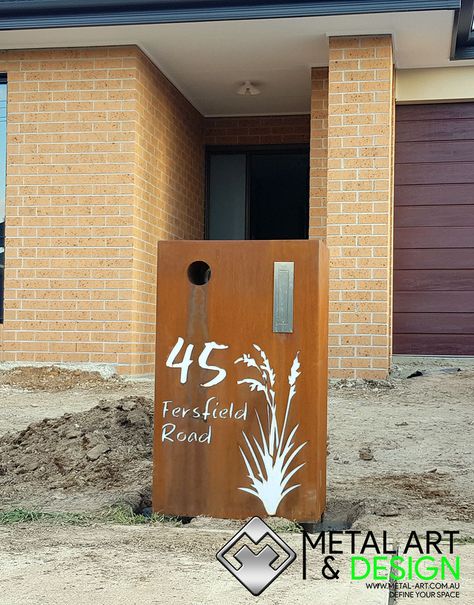 House Number Ideas Outdoor, Letterbox Ideas, Side Path, Letter Box Design, Rusted Steel, Diy Mailbox, Letter Boxes, Modern Mailbox, Address Signs