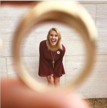 Ring day photo idea! Ring Day Pictures Aggie, Tamu Ring Day, College Ring Ceremony, Aggie Decor, Aggie Graduation Pictures, Tamu Graduation, Aggie Ring Dunk, Tamu Aesthetic, Aggie Ring Day