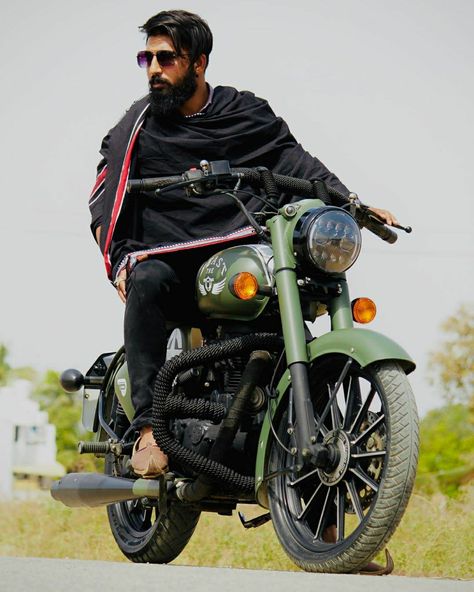 #royalenfield #royalenfieldholic #enfield #enfieldholic #bullet #bulletholic  #bulletlovers Modified Bikes, Beard Logo Design, Bullet Bike, Beard Logo, Bullet Bike Royal Enfield, Enfield Classic, Royal Enfield Bullet, Photo Zone, 4k Wallpaper For Mobile