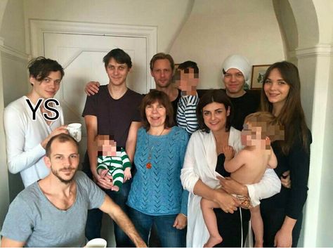 Skarsgard clan. Trying to figure out who that third kid is though... Eija Skarsgard, Skarsgård Family, Valter Skarsgard, Billy Skarsgard, Alex The Great, Rainy Day Movies, Alex Skarsgard, Skarsgard Brothers, Family Rocks